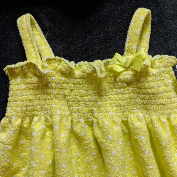 Electric Yellow & Polka Dot Romper/Hat Combo - Picture 5 of 10